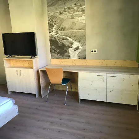 Kieferhof * אייסלברג